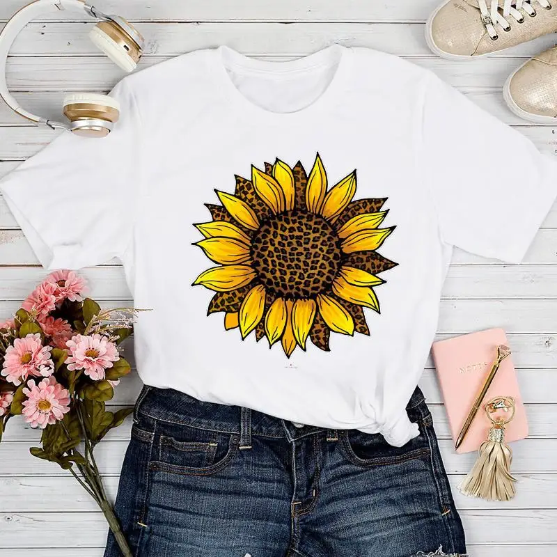 

T-shirts Women Faith Letters Casual Clothing 90s Fashion Aesthetic Tshirt Top Lady Stylish Sexy Print Clothes Tee T-Shirt