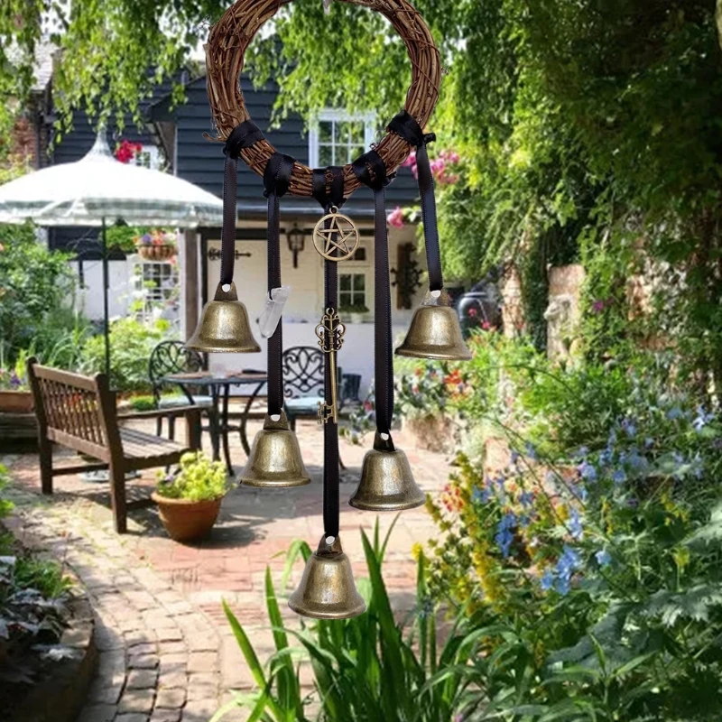 Волшебный амулет с ведьмой колокольчиками волшебными вещами ветровыми