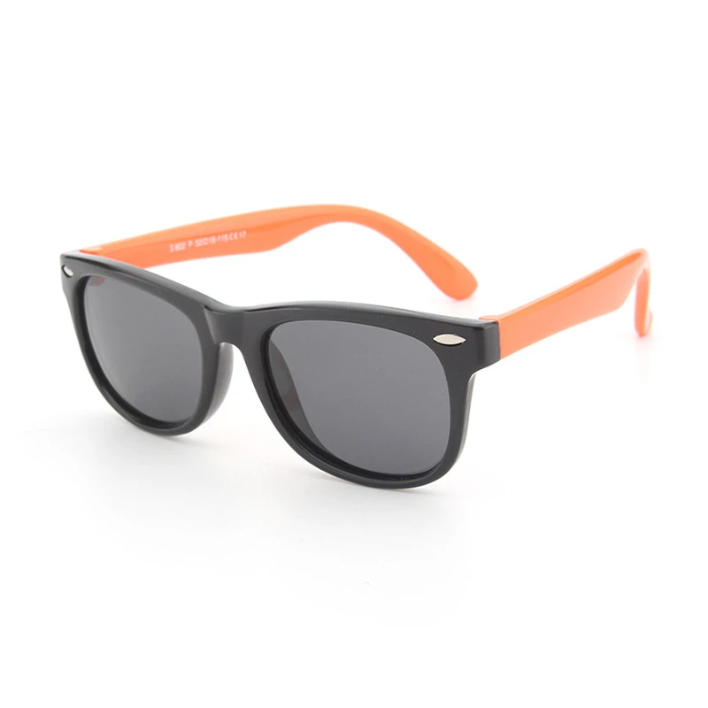 Солнцезащитные очки детские поляризационные с заклепками TR90 |