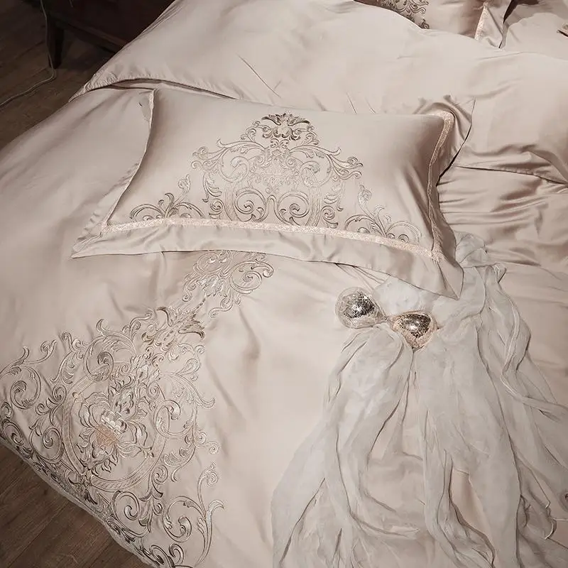 

Gold silver luxury embroidered Bedding Set 60Stencel silk soft bedclothes 4/6pcs king queen size duvet cover sets bed sheet set