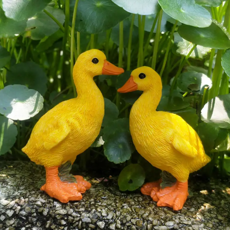 

Creative Couple Little Yellow Duck Ornaments Outdoor Garden Courtyard Desktop Rockery Fish Pond Animal Decorative Crafts