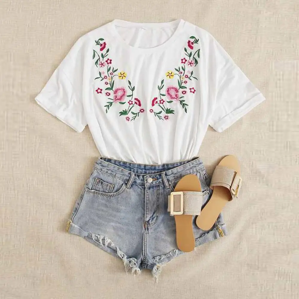 Женская футболка с коротким рукавом круглым вырезом и вышивкой | одежда