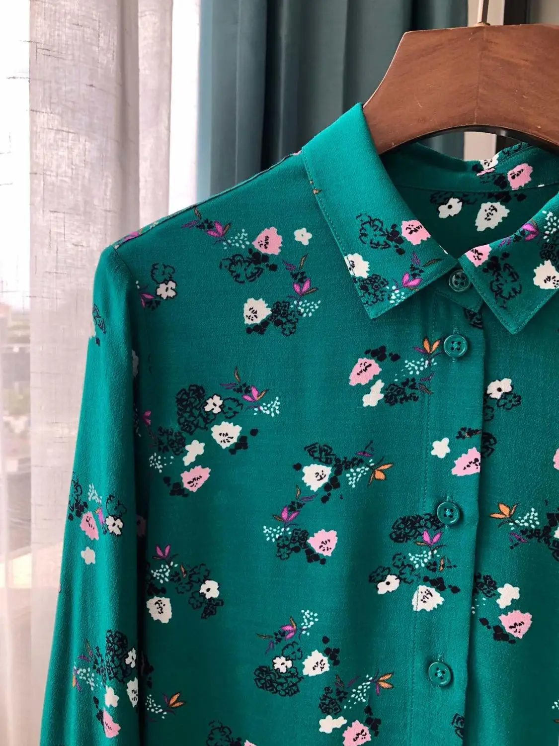 Рубашка из 100% вискозы с принтом зеленого леса на раннюю осень свежая рубашка