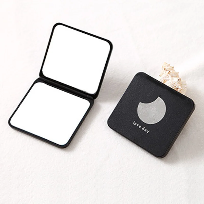 

1Pcs Foldable Double-sided Mirror Women Makeup Mirrors Lady Cosmetic Hand Folding Portable Compact Pocket Beauty Makeup Tools