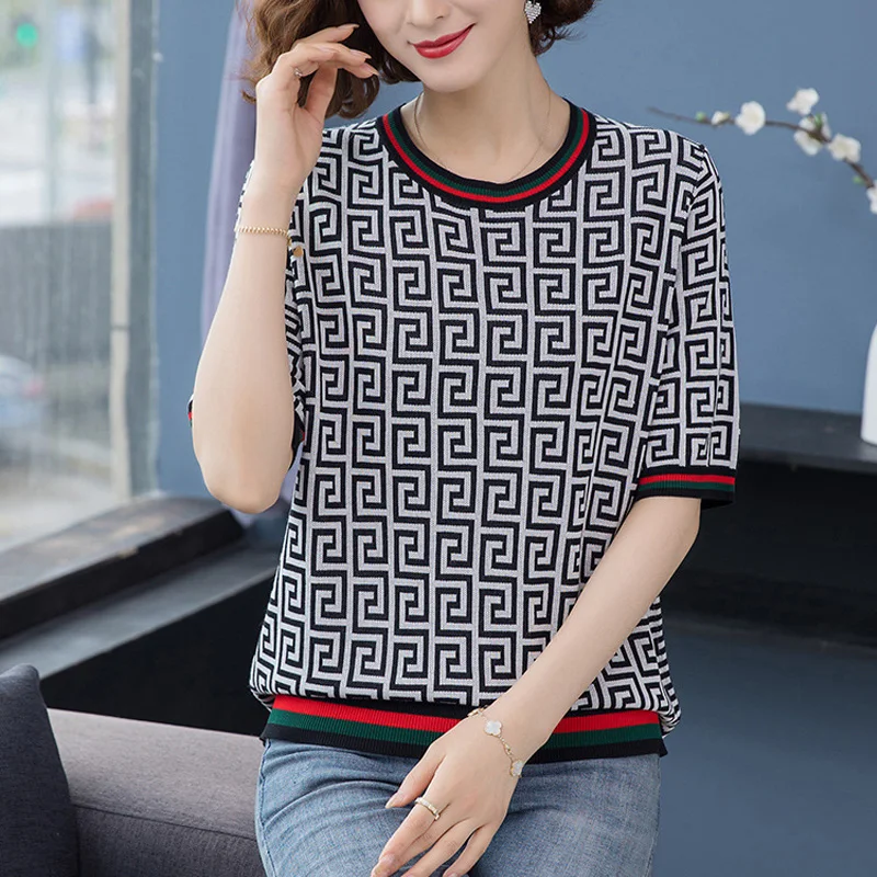 Женский свободный пуловер с коротким рукавом в стиле ретро