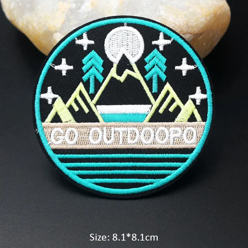 Космический UFO кот животное вышитые нашивки железные на одежду шляпа DIY значки полосы аппликация Одежда рюкзак жакет наклейки - Цвет: 30