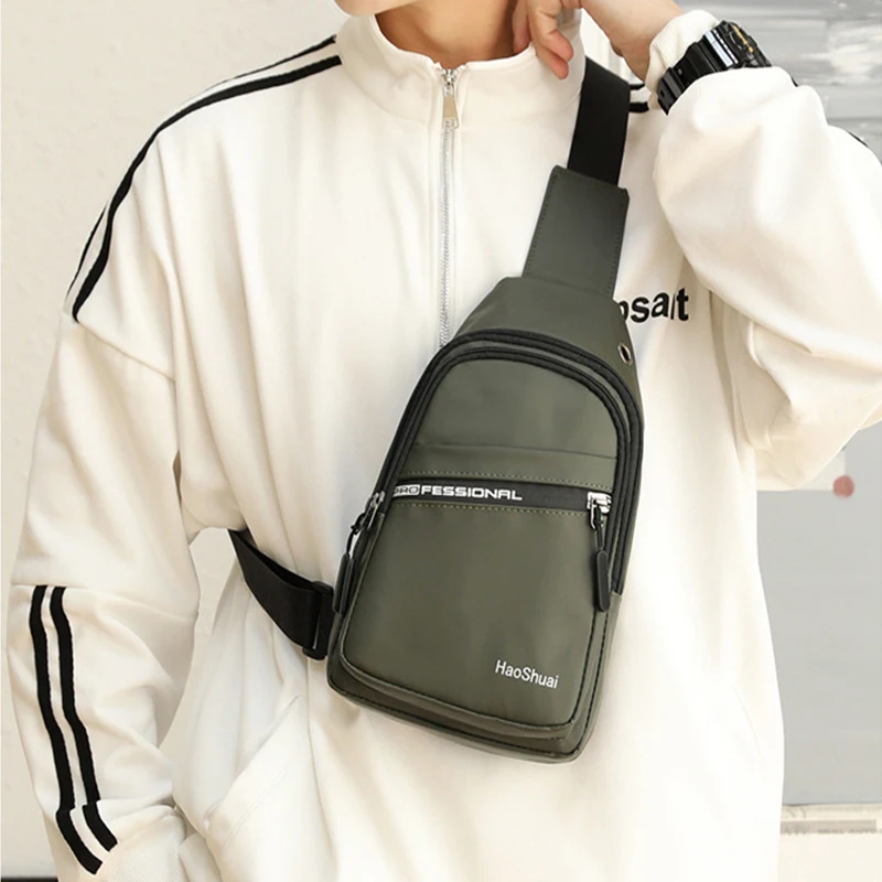 

New Men's Chest Bag Outdoor Casual Running Cross-body Bag Earphone Hole Fashion Sports Trend Portable Travel Shoulder Bag