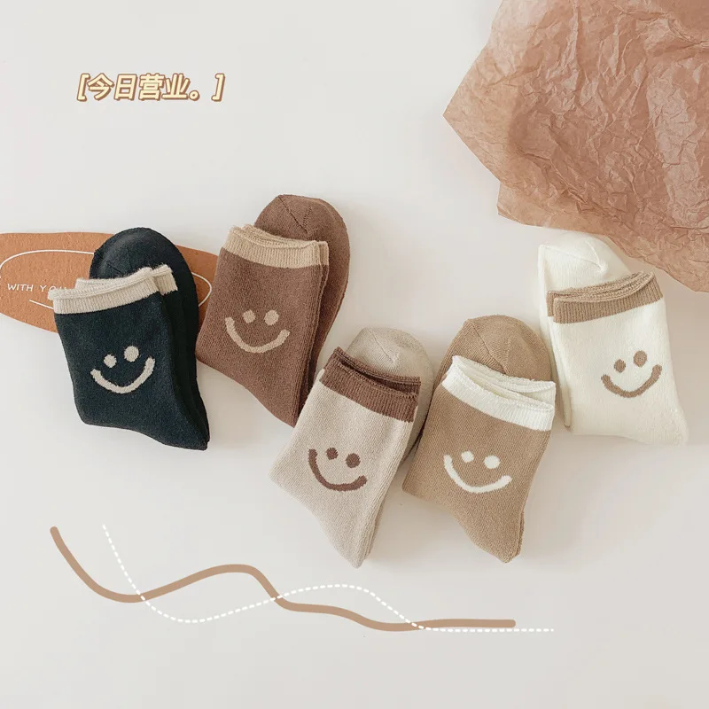 

New Socks Autumn and Winter Children Thickened Terry Warm Pure Color Smiling Face Korean Women's Cotton Socks Middle Tube Socks