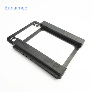 Универсальный монтажный кронштейн для жесткого диска, твердотельного накопителя, ПК, черного цвета, с диагональю 2,5 дюйма на 3,5 дюйма, переходник из экологичного пластика