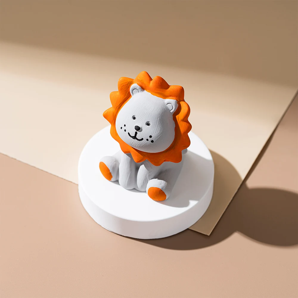 

Creative Lion Statue Modern Home Decor Animal Figurines Car Decoration Ornaments Fairy Garden Decor Bedroom Decor Children Gift