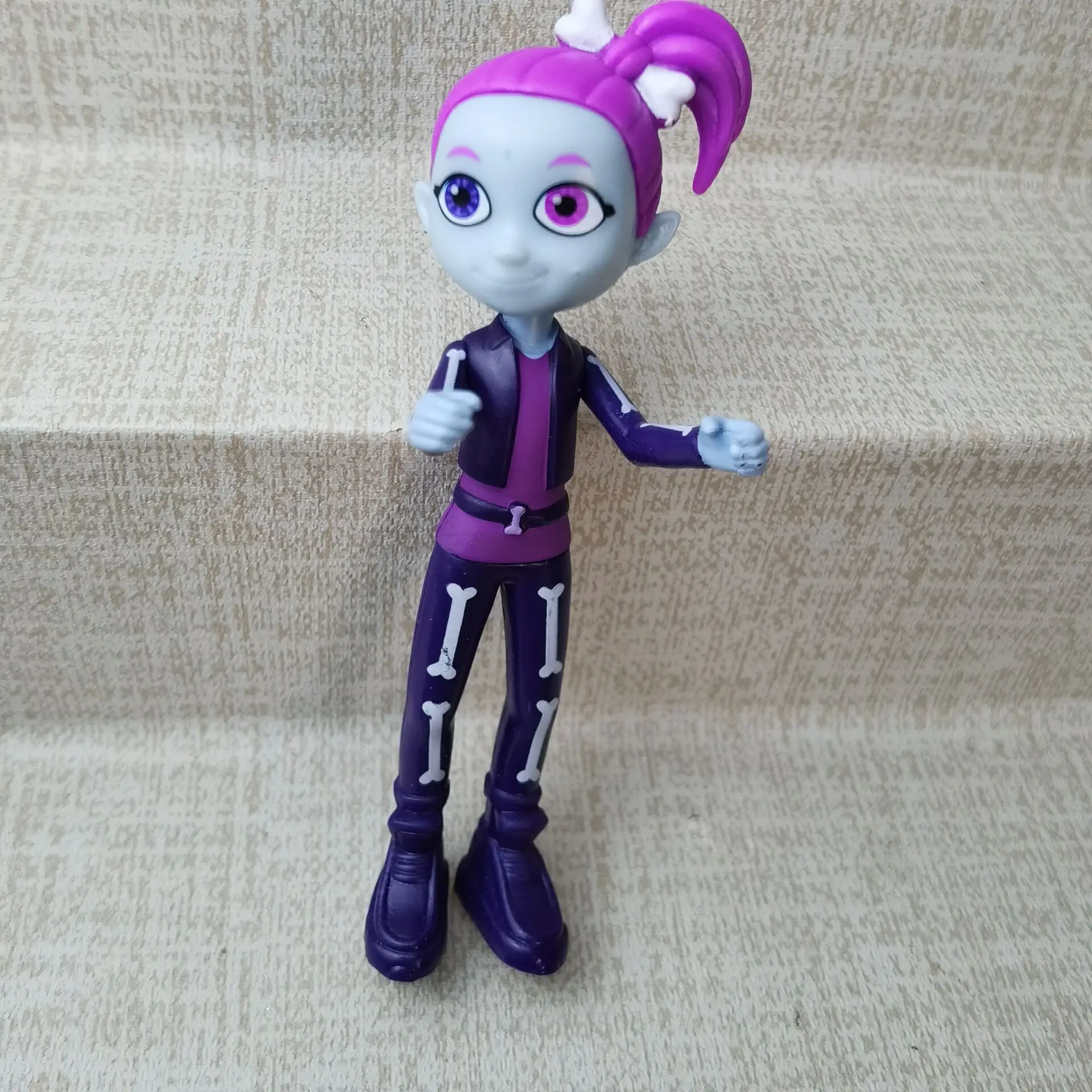 

1pcs can choose Children Crazy Toys kids 6pcs vampirina Junior Plush Toys Reborn Doll The Vamp Girl Animals Toys for Kids Gifts