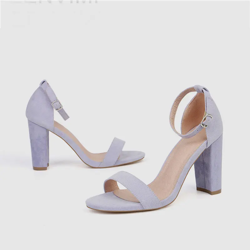 Женские желтые сандалии-гладиаторы с открытым носком на высоком квадратном