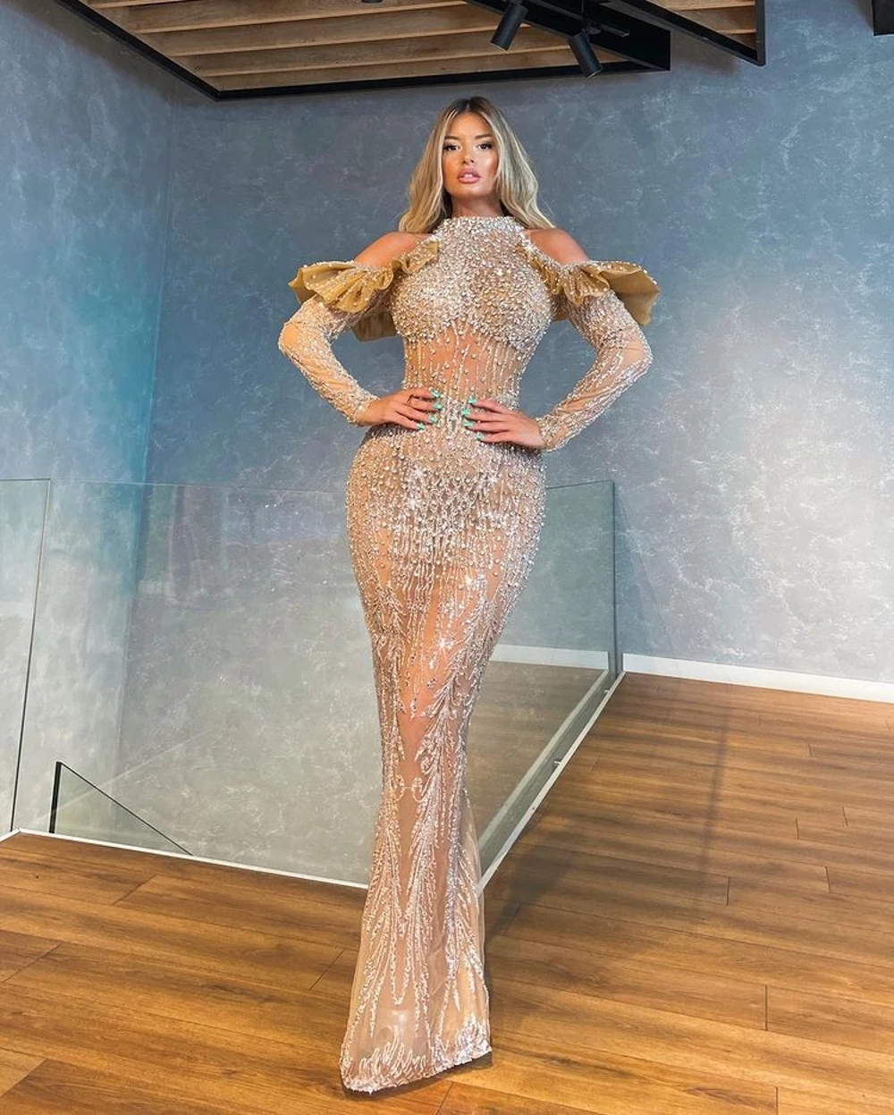 

Блестящее длинное блестящее платье цвета шампанского, вечерние платья-русалки с блестками и лямкой на шее, с высоким воротом и юбкой-годе, о...