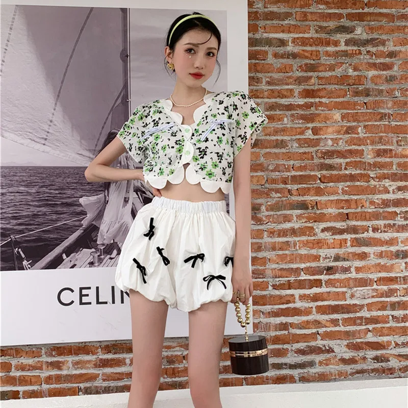 

Floral Print Slim Sexy Short Crop Women Summer Top Female Loose Casual Bow Spliced Shorts Ladies Elegant Designed Pant Set ML357