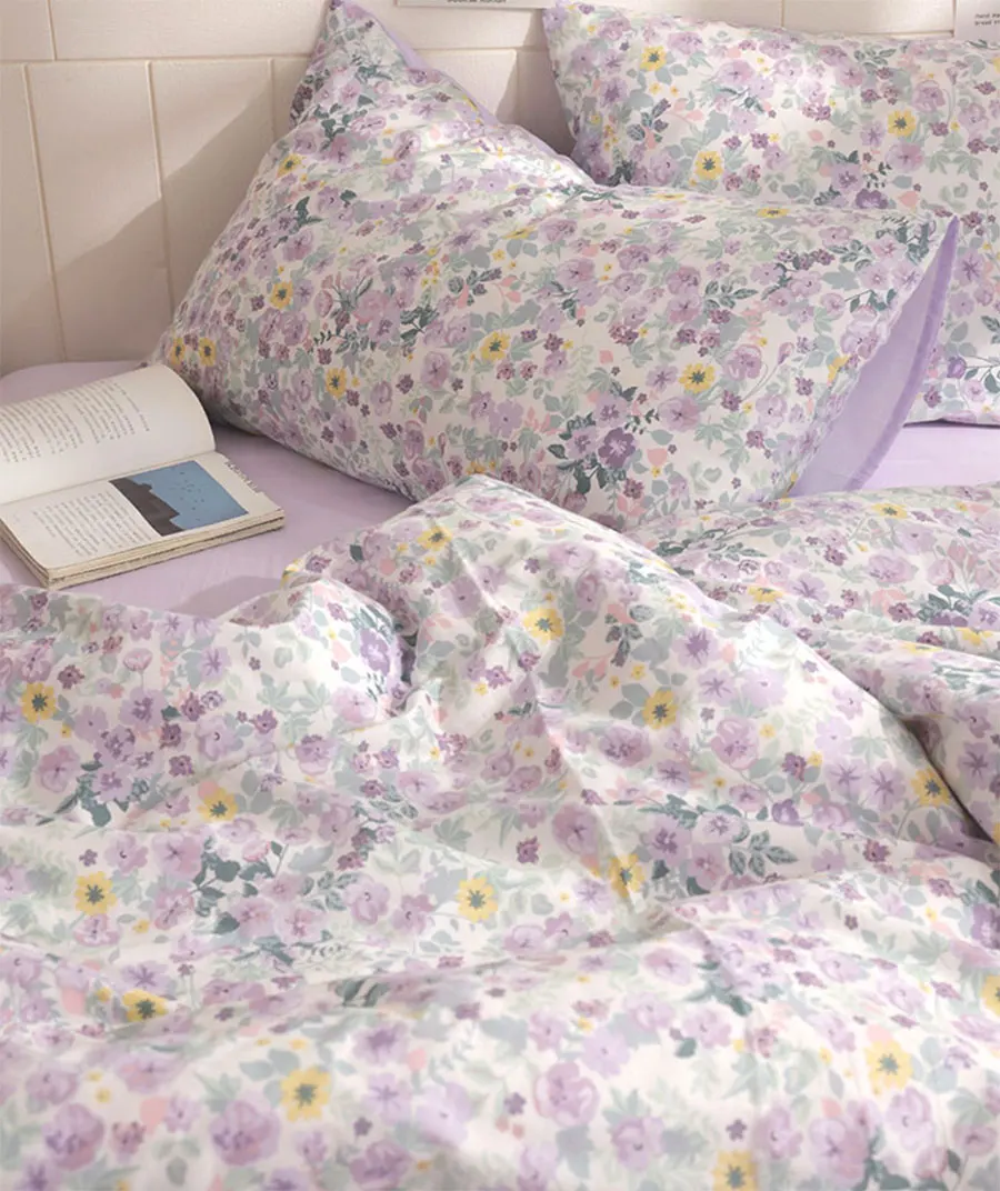 Комплект постельного белья с цветами в рустикальном стиле для