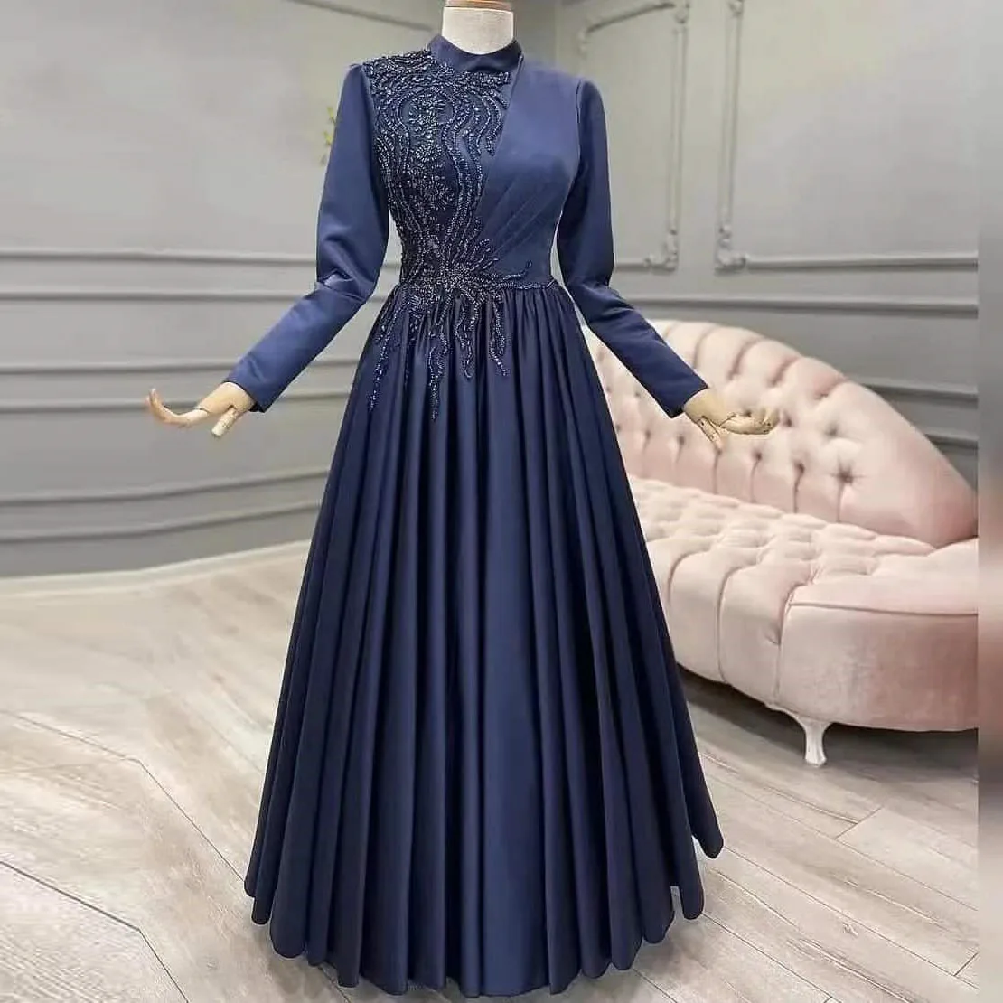

Middle East Arab Evening Dresses For Ladies Satin Beading Long Sleeve Pleat Formal Party Elegant Prom Gowns Robes De Soirée