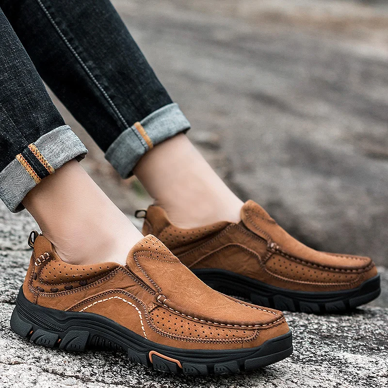

Men Genuine Leather Shoes outdoor fashion Casual Men Loafers Shoes high Quality Men Flats Breathable Men Shoes Moccasins