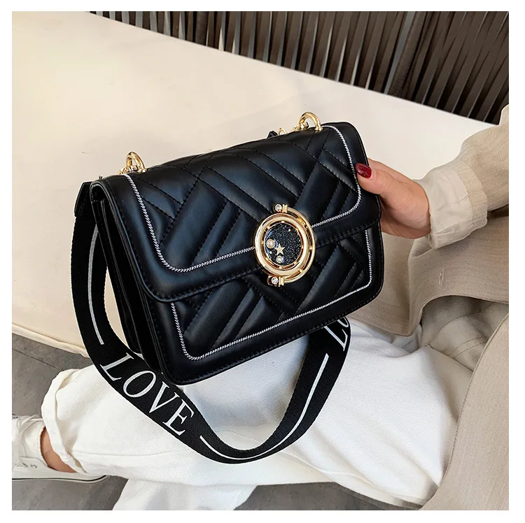 Textured solid color leather women's small square bag printed wide shoulder strap messenger fashion lock snap | Багаж и сумки
