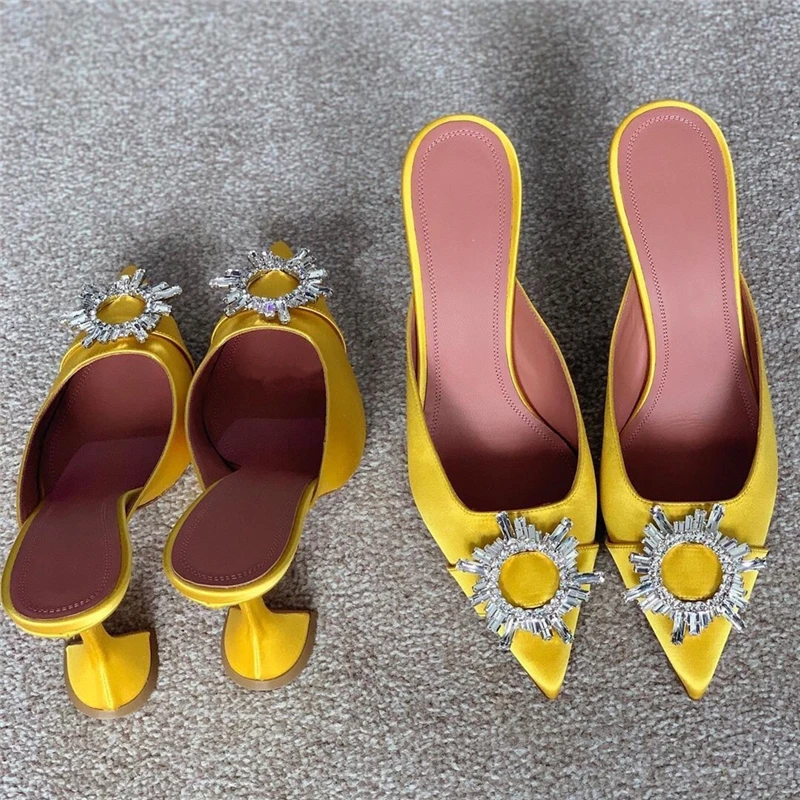 

2020 Summer Crystal Sunflower Buckle Shoes Woman Individual Goblet Heel Pointed Toe High Heel Slippers Women Party Shoes