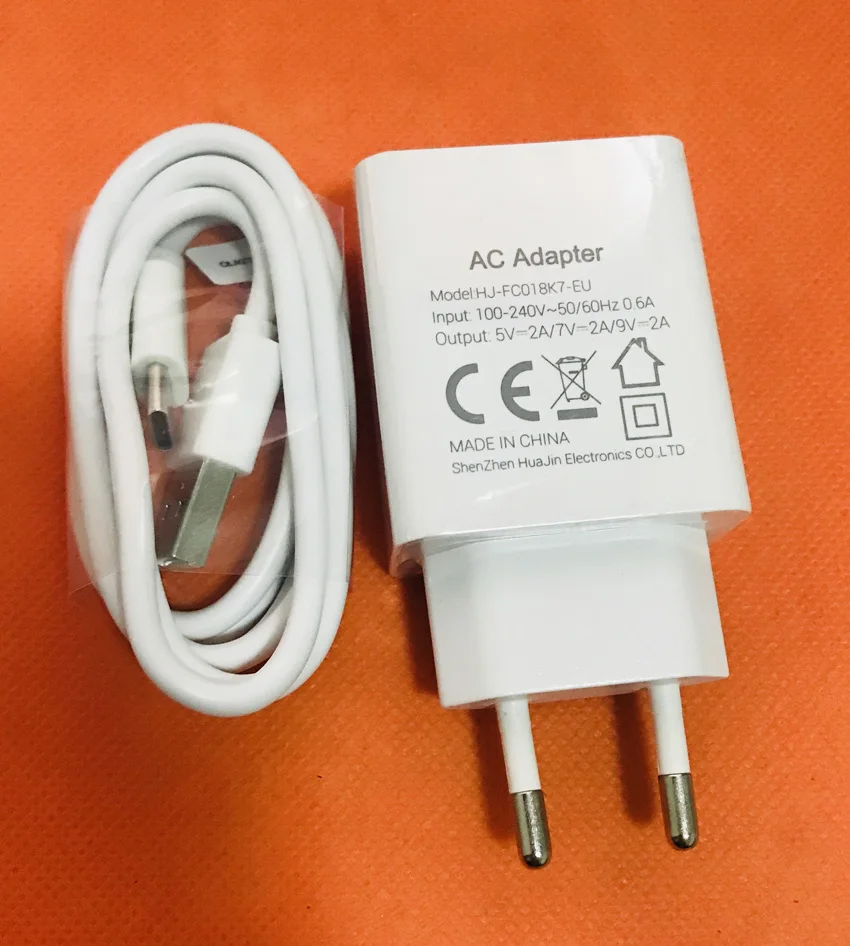 Оригинальное дорожное зарядное устройство с европейской вилкой и кабелем типа C