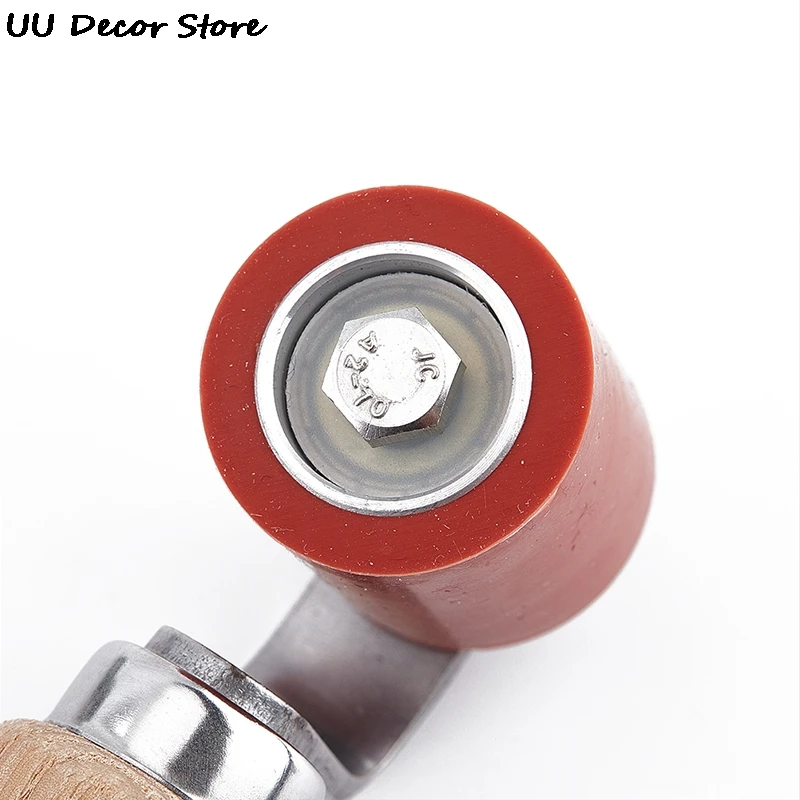 

Hand Roller 40mm Silicone High Temperature Resistant Seam Hand Pressure Roller Roofing PVC Welding Tool Air Welding Gun