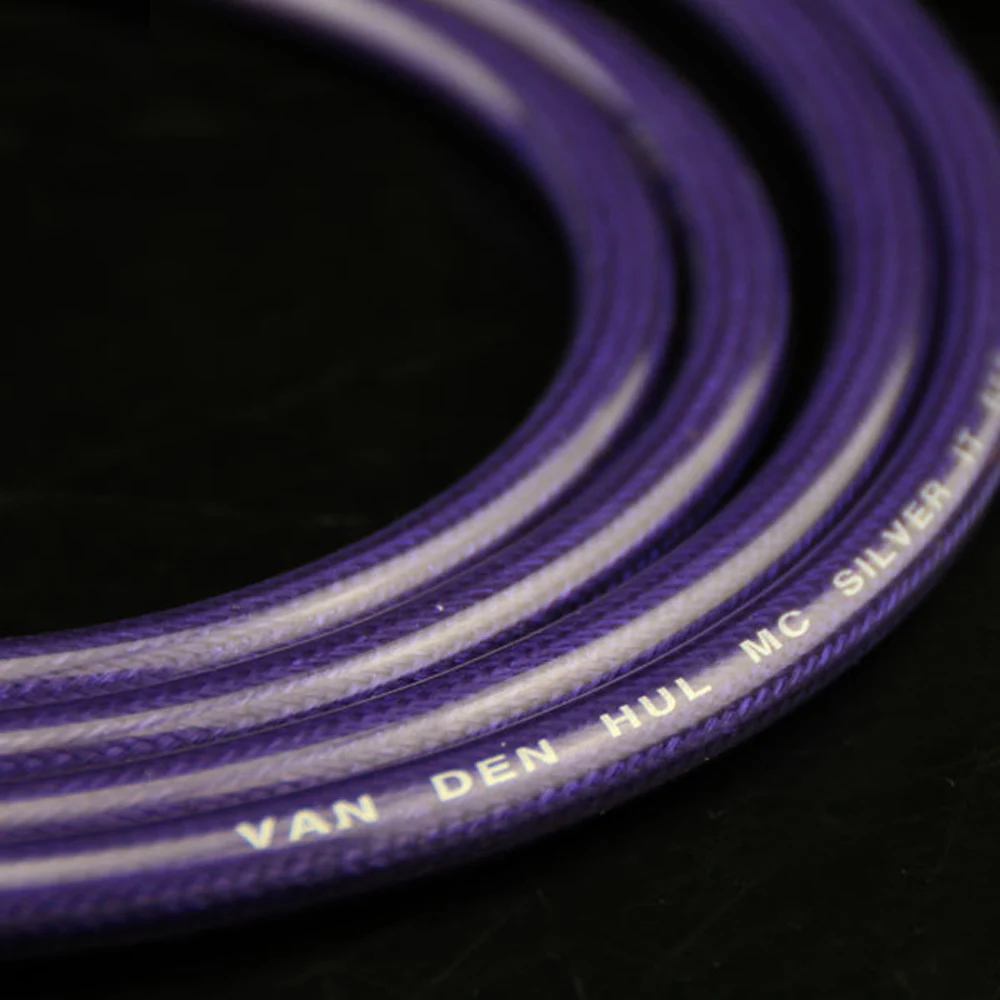 

X40930 Van Den Hul V D H G5 Interconnects With Gold Plated RCA Connector