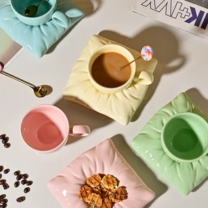 Nordic Cute Girl Heart Exquisite Pillow Coffee Cup Saucer Macaron
Afternoon Tea Dessert Drinkware Cup Mugs Coffee Cups Set Gift