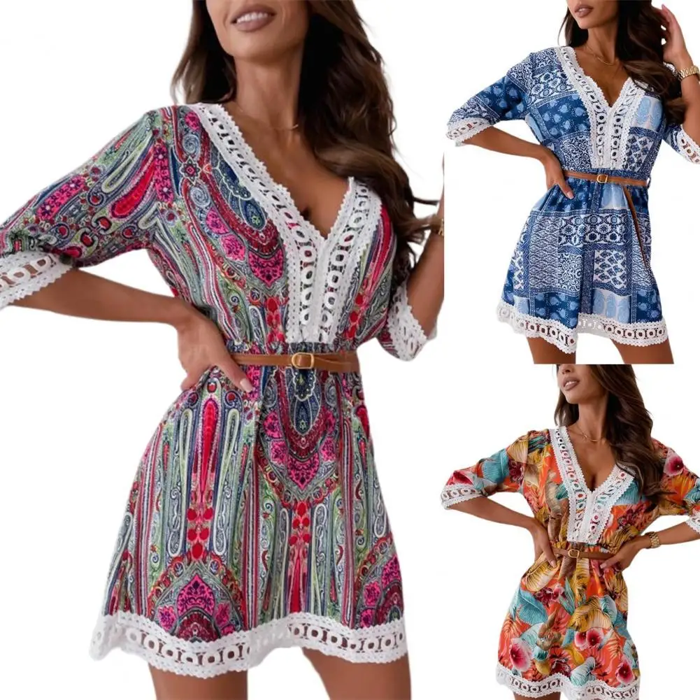 

2021 New Lace Spliced Short Dress A Type Flower Printed Design Half Sleeve Short V-neck Dress for Dating