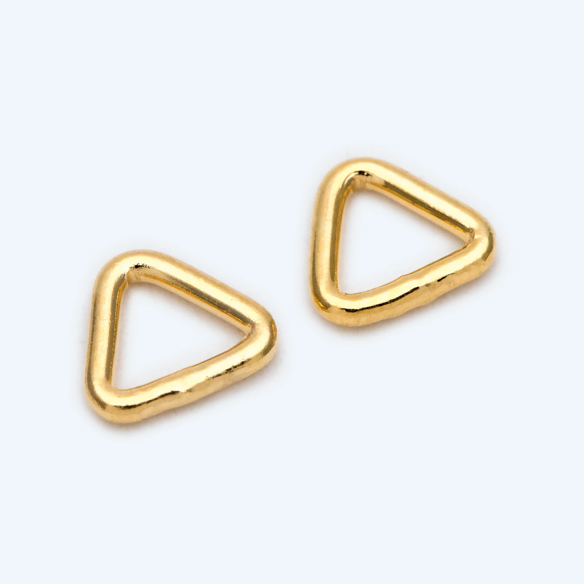 

20 шт треугольные переходные кольца, позолоченные латунные треугольные кольца, геометрические очаровательные разъемы 6x1 мм (калибр 18) (GB-2106)