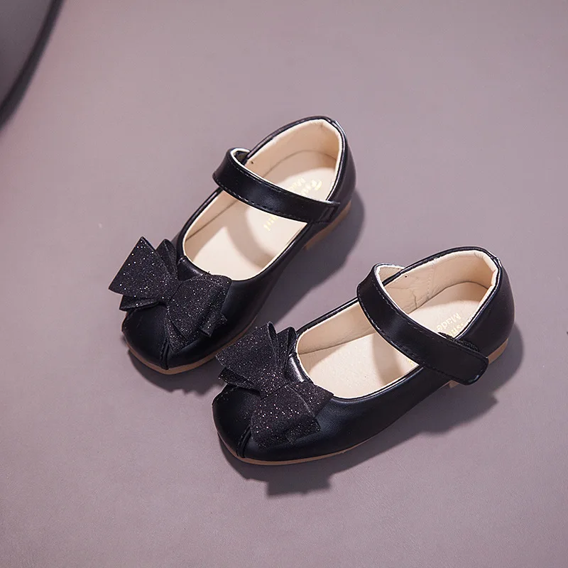 Однотонная кожаная обувь для девочек Новинка 2020 года Низкие кроссовки принцессы
