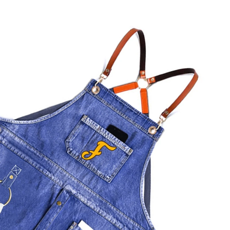

Unisex Apron Blue Denim Apron for Men Women Hair Stylist Craftsmen BBQ Resistant Coffee Shop Work Apron with Pock