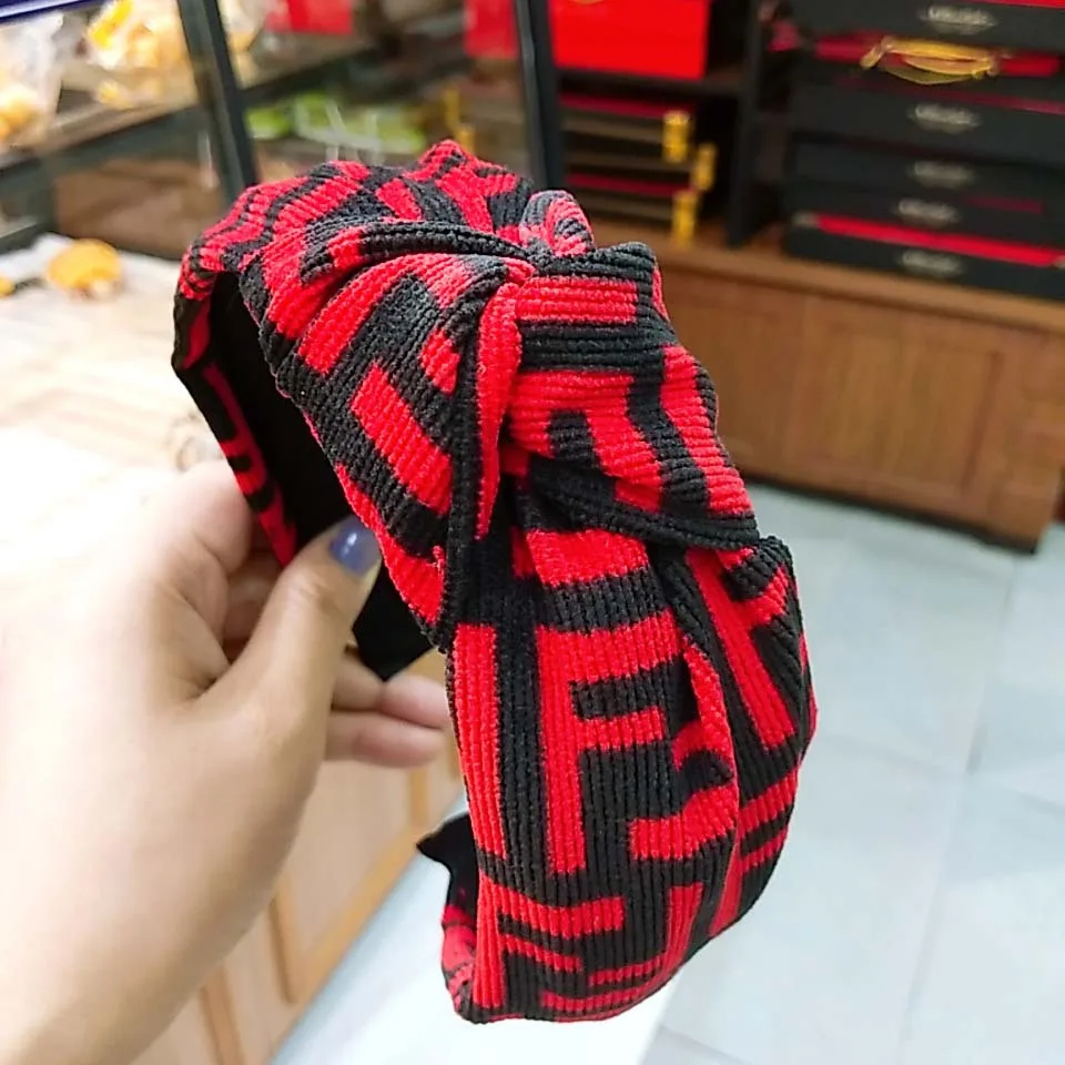 red letter Корейский широкополый завязанный обруч для волос высокого качества ретро Вельветовая модная повязка на голову с буквенным принтом Женская повязка на голову головной убор - Цвет: red letter