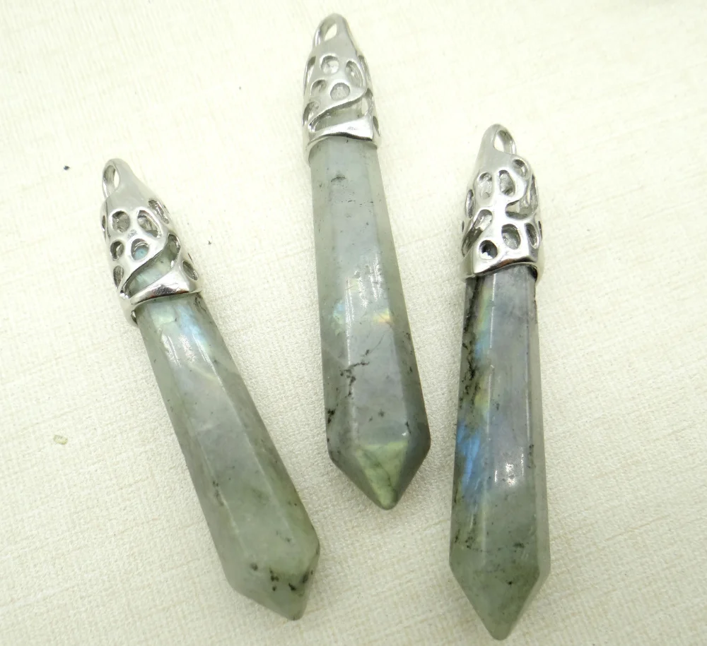 Натуральный камень лабрадоритовый кварц с украшением в виде кристаллов Lapis