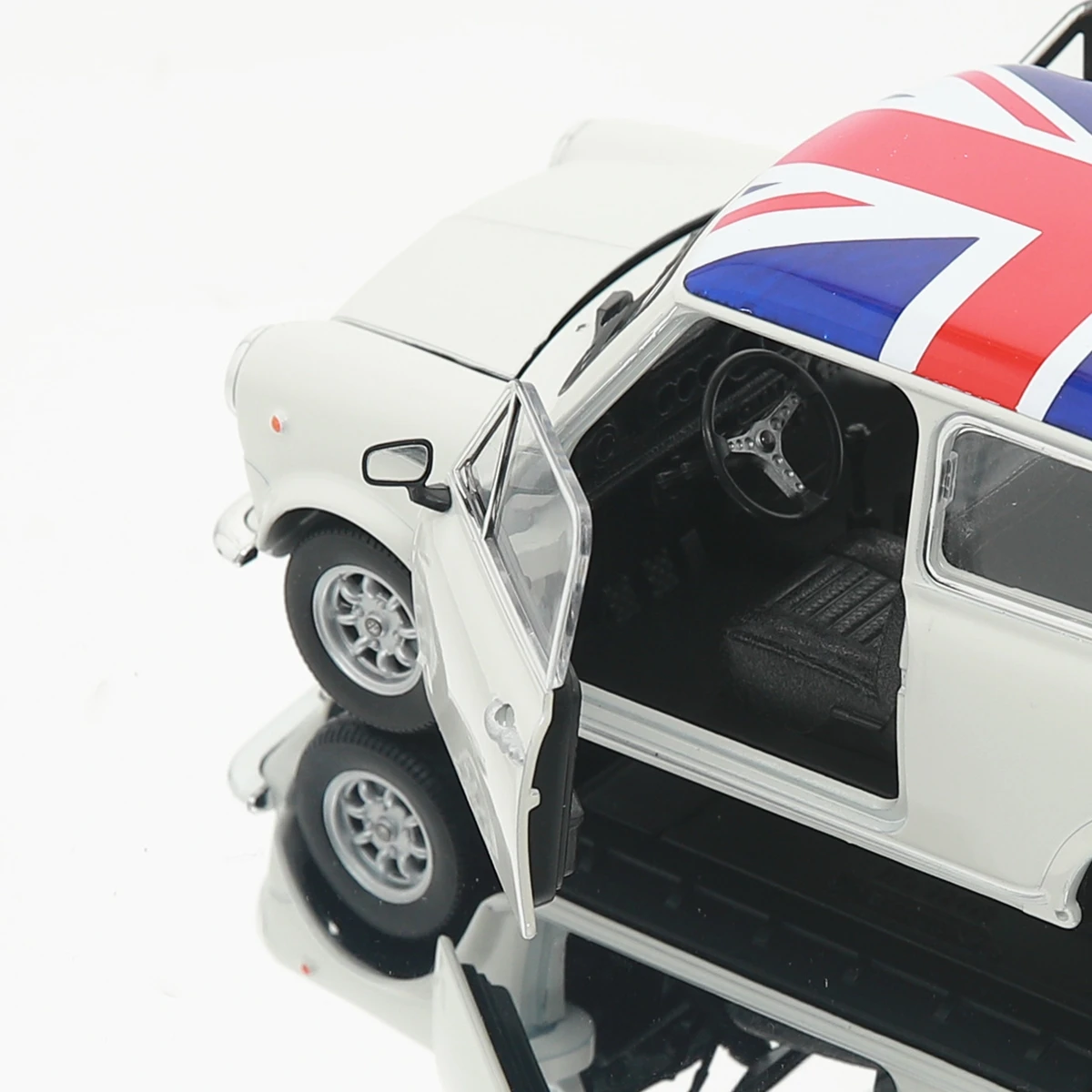 

WELLY 1:24 MINI COOPER 1300 Alloy Luxury Vehicle Diecast Pull Back Cars Model Toy Collection Xmas Gift