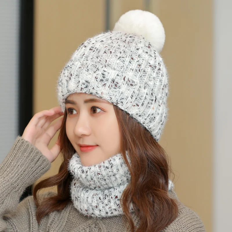 Модная вязаная шапка разных цветов женская зимняя бархатная утепленная