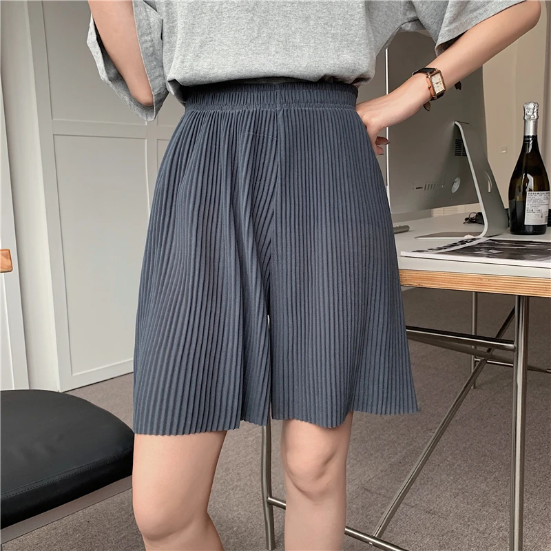 

HziriP New Summer All-Match High-Waist Casual Shorts Women Solid Color 2021 Loose Straight Wide-Legged Five-Point Middle Pants