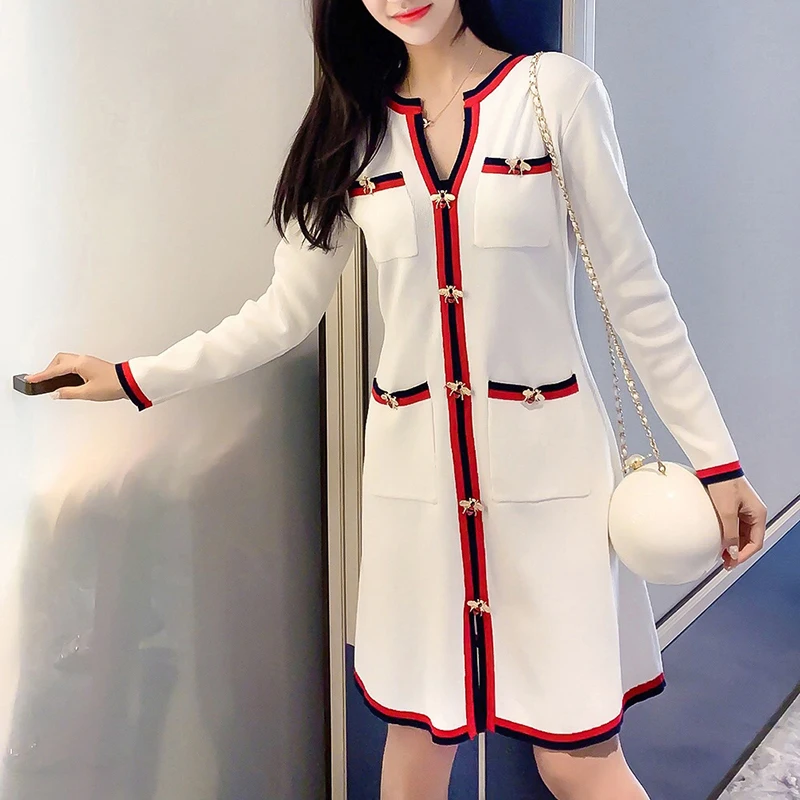 Женское трикотажное платье-свитер с длинным рукавом и бусинами Белое черное 2019 |