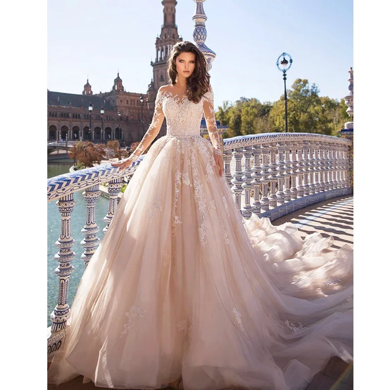 

2021 Morden Tulle Lace Appliqued Wedding Dress Scoop Neck Bridal Gown Vestido De Noiva Latest Design Big Size Vintage Style