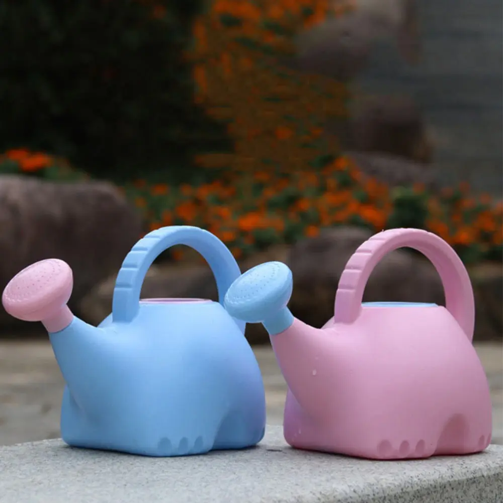 

2pcs Animal Shaped Watering Can Practical Watering Kettle Cartoon Watering Pot