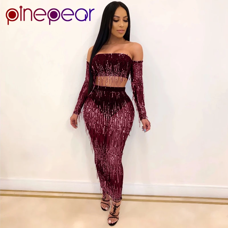 Женский пижамный комплект PinePear зимний из 2 предметов с блестками и кисточками