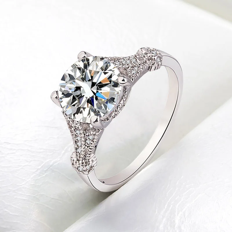

925 стерлингового серебра обручальные ювелирные изделия 2.50ct круглой огранки Белый синтетический бриллиант винтажное Помолвочное кольцо