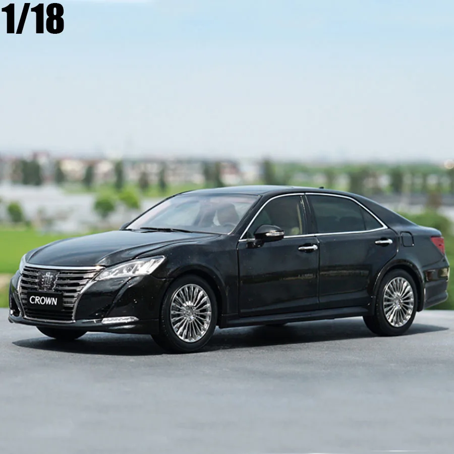 1:18 Toyota Crown литые модели автомобилей из сплава игрушки для мальчиков