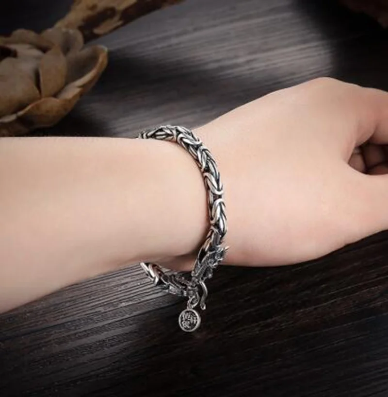 

Classic Vintage Men's Heavy-duty Bracelet Faucet Bracelet Jewelry Domineering High-quality Metal Dragon Bracelet