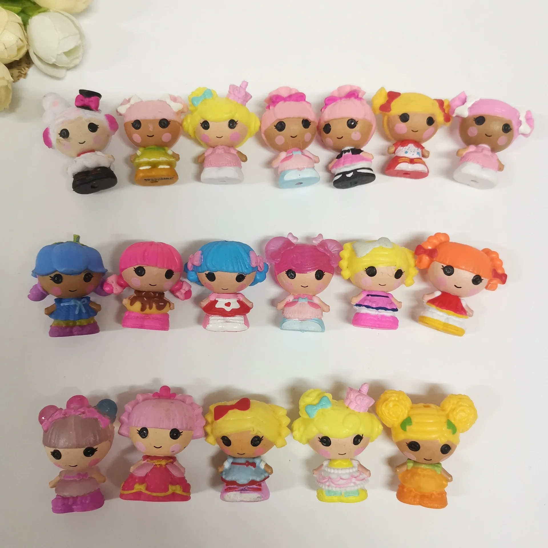 Кукла счастливого ангела MGA MINI LALALOOPSY 8 шт. 3 4 см Высококачественная Капсульная