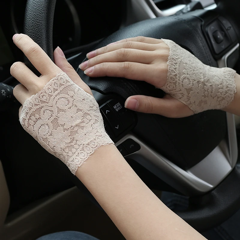 Перчатки женские солнцезащитные кружевные, тонкие дышащие митенки с полупальцами, с украшением для нанесения татуировок и вождения, летние