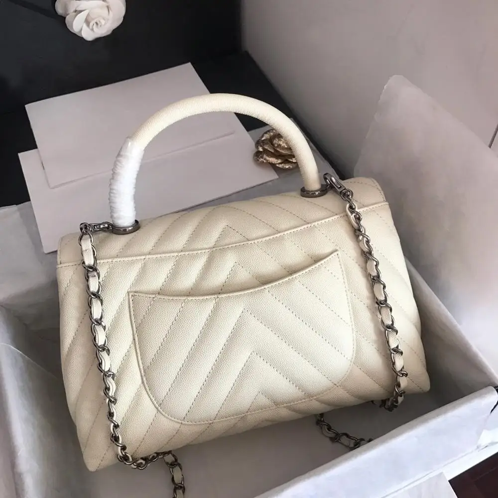 

Fantastic 2019 genuine Leather Luxury Fashion Handbags Women bag Runway For Female Ladies Europe Brand