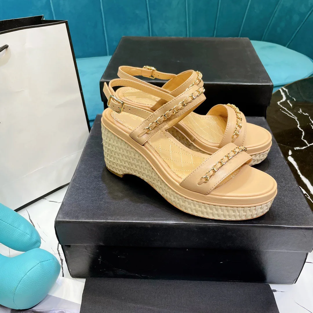 

Летние женские туфли из пеньки на каблуке и платформе, повседневные туфли конфетных цветов для девушек, без застежки, с ремешком через плечо...