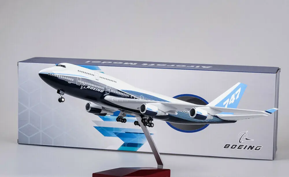 

1/150 Diecast 47cm Aircraft Model Airplane Aircraft B747 Boeing 747-400 LED light Plane Model Replica Resin