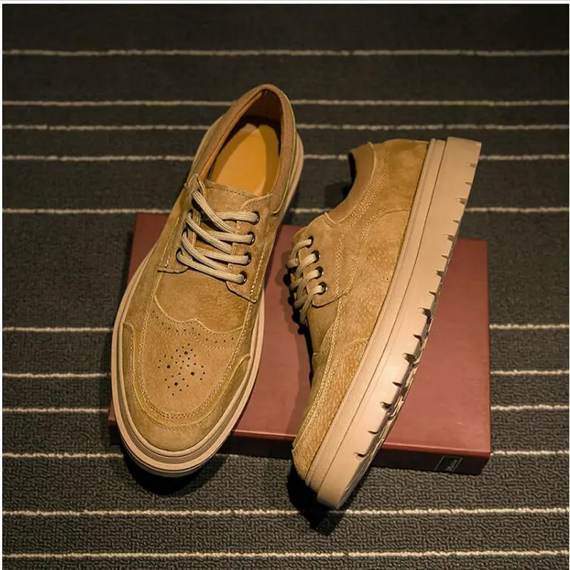 Мужская обувь из замши Цвет черный белый модная прогулочная мужская на плоской