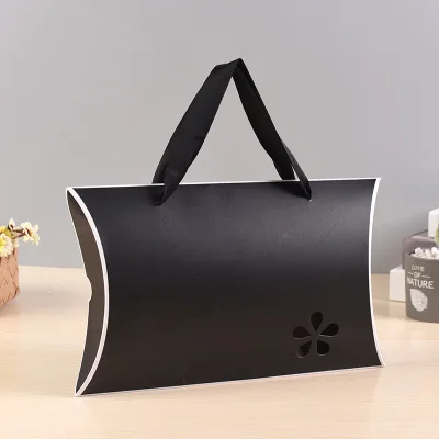 

10pcs Black candy Box bag New craft paper Pillow Shape Wedding Favor Gift Boxes pie Party Box bags eco friendly kraft promotion